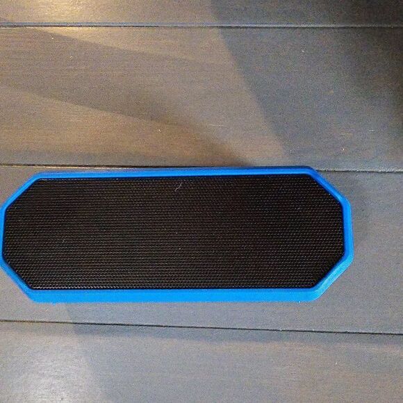 Altec Lansing Hydrajolt Royal Blue Everything Proof Portable Bluetooth Speaker - Picture 5 of 8